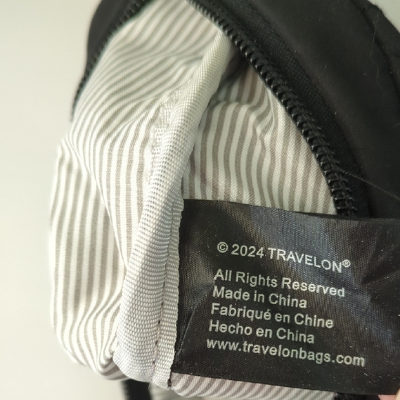 Travelon Anti-Theft Boho Crescent Quilted Black Crossbody Bag - Picture 9 of 10